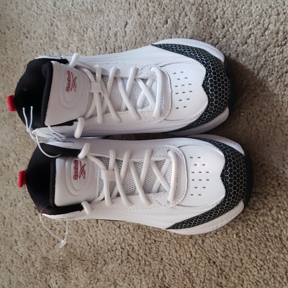 Brand New Reebok Sneakers - Picture 2 of 6
